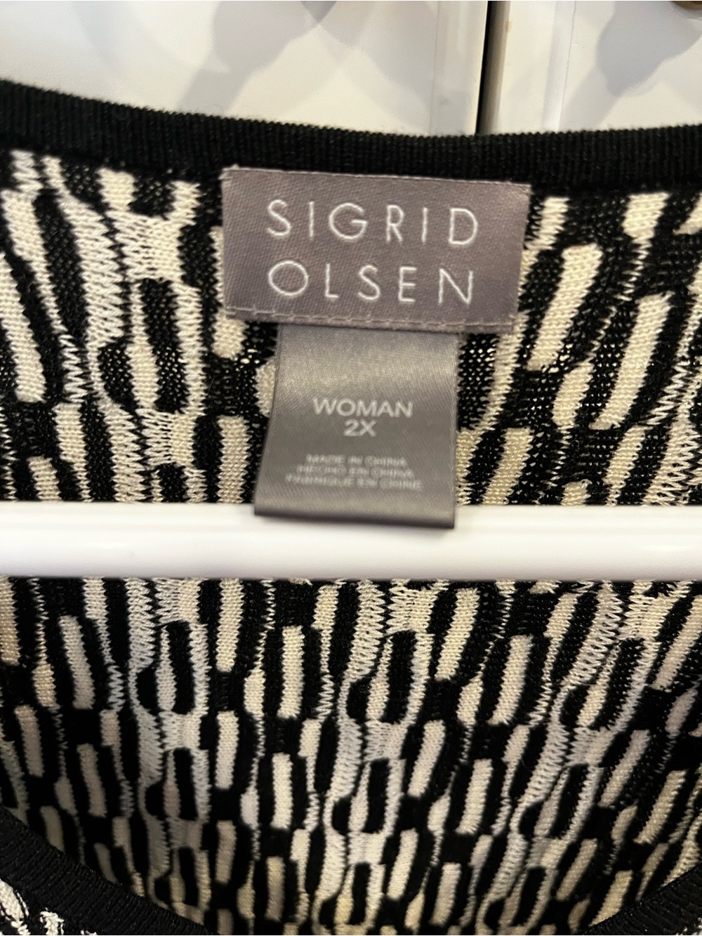 Sigrid Olsen Black and White Graphic Knit Top